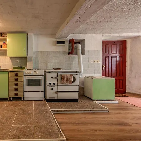 בית נופש Pine Hill House *